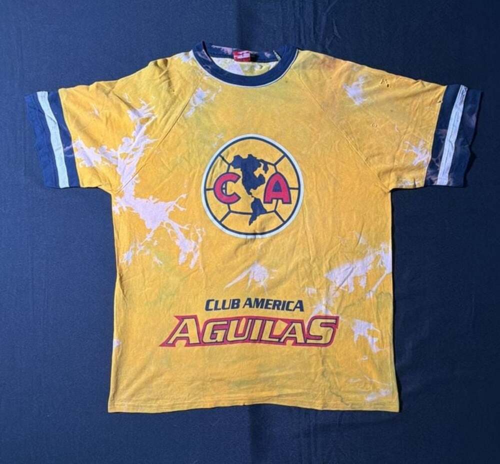 Vintage Distressed Club America Aguilas Tie-Dye Soccer Graphic T-Shirt